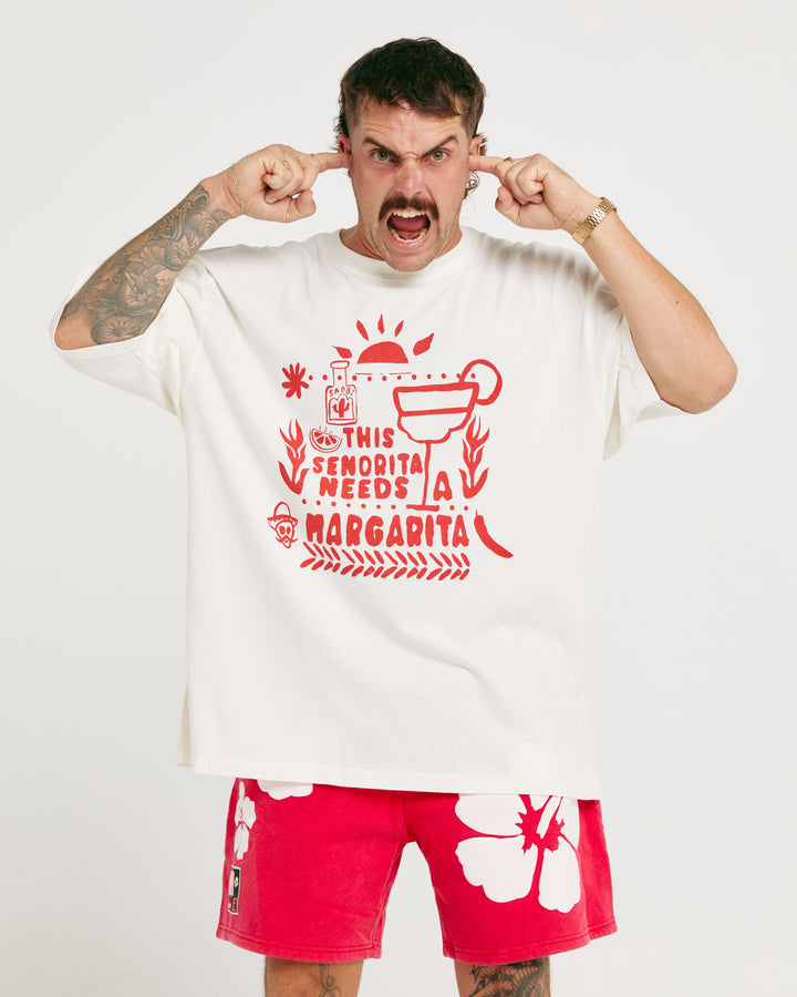 THE VERY OVERSIZED MARGIE TEE - MARSHMALLOW / RED