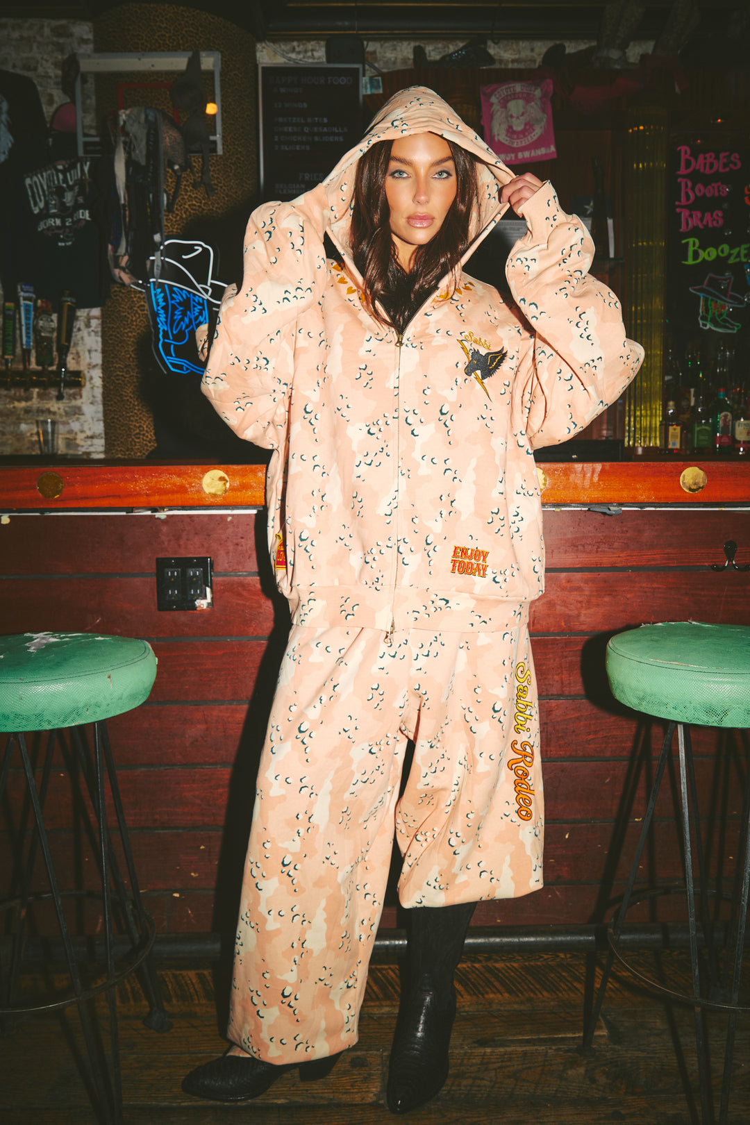 THE BE-YOUTIFUL WIDE LEG SWEAT PANTS - PINK CAMO