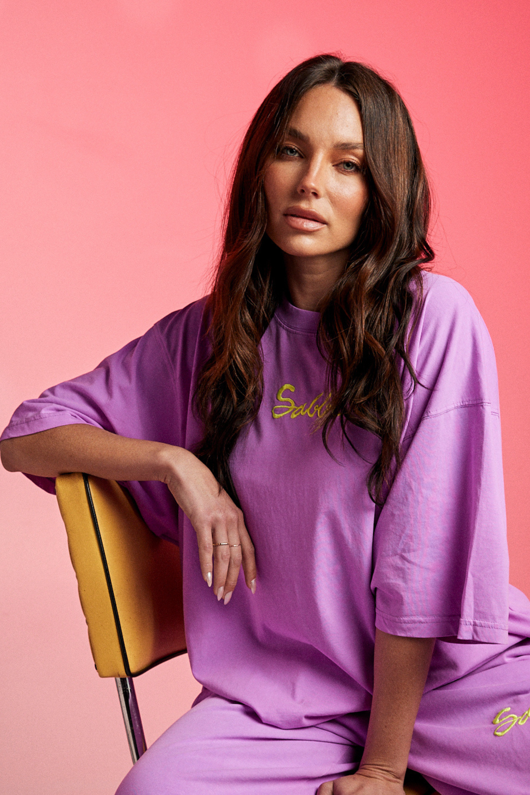 THE VERY OVERSIZED STANDOUT TEE - FLURO VIOLET