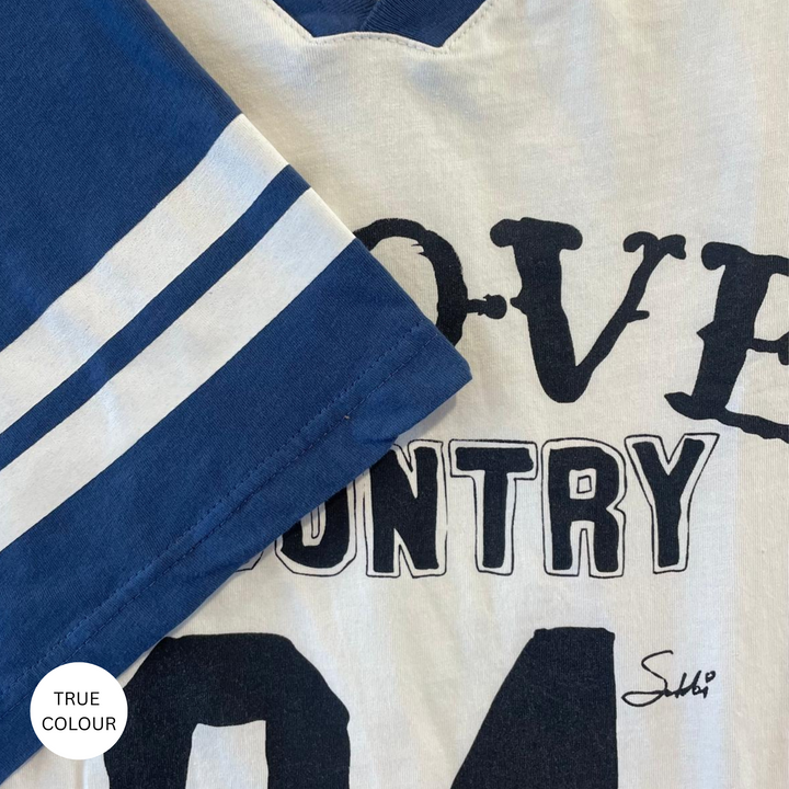 THE VERY OVERSIZED COUNTRY MUSIC V NECK TEE  - MARSHMALLOW & BLUE