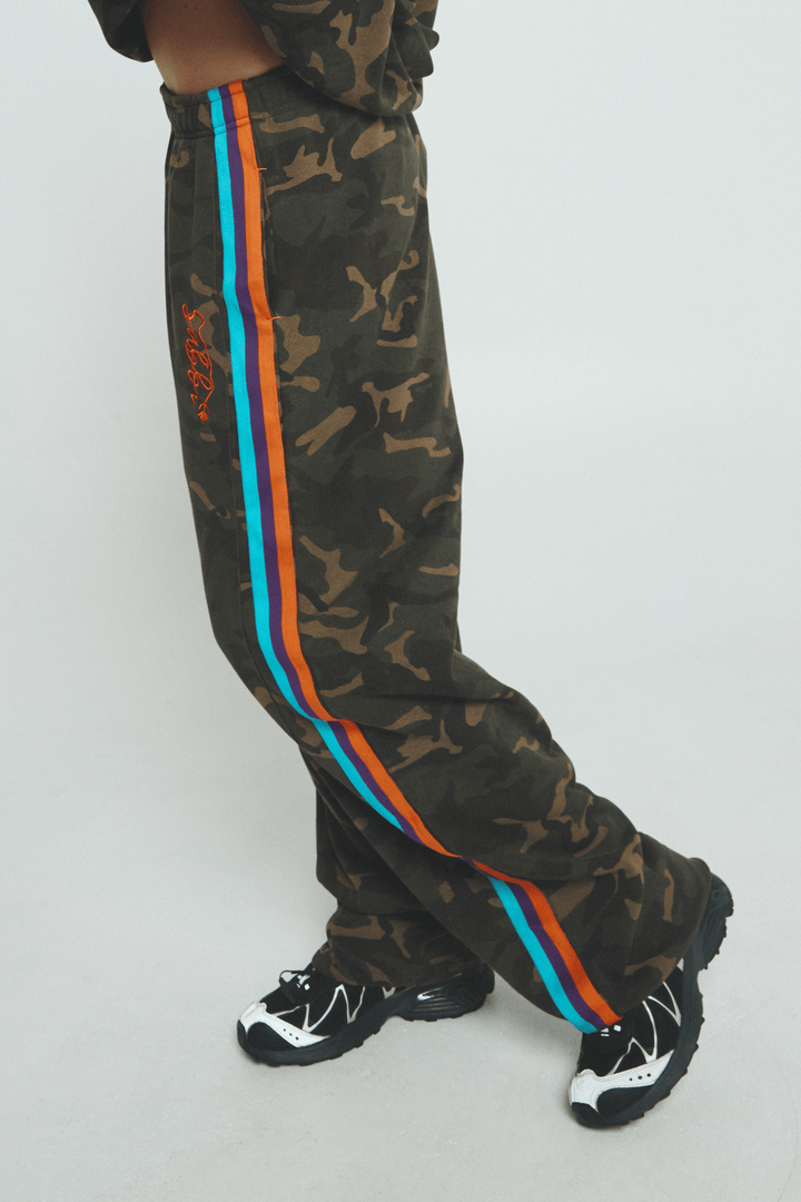THE NAME YOURSELF SWEAT PANTS