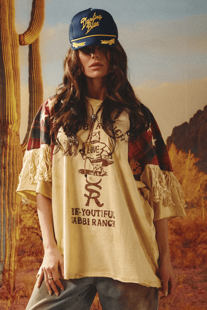 THE VERY OVERSIZED NELLIE TEE