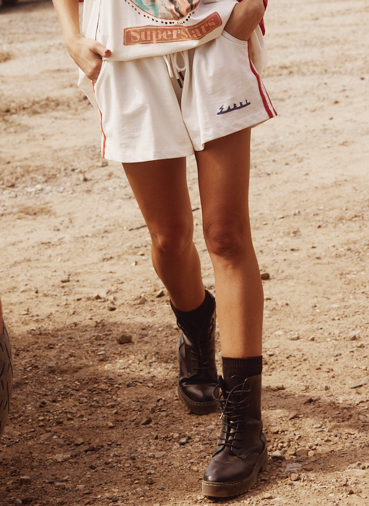 THE CHIDO SHORTS - SUPERSTARS RED/ BLUE