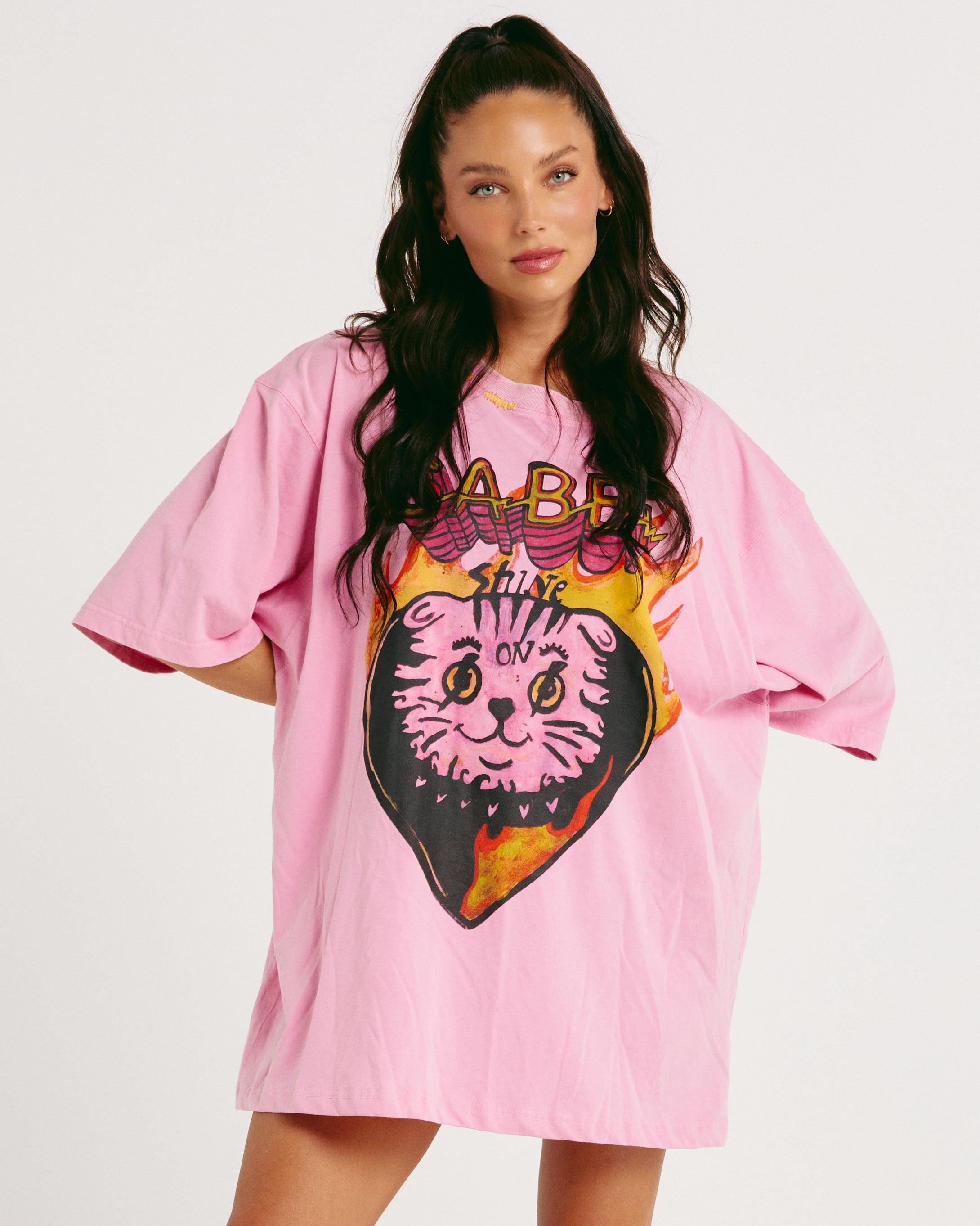 THE VERY OVERSIZED SHINING ANYWAY TEE - PINK