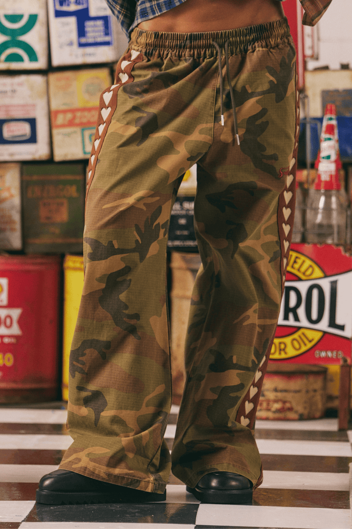 THE CANVAS HEART PANTS - CAMO