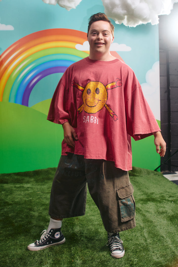 THE GUY SMILEY TEE