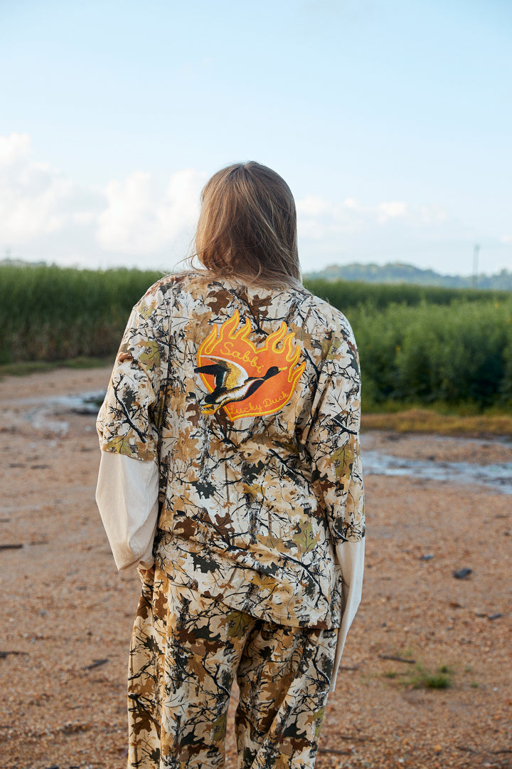 THE LUCKY DUCK WOODLAND LONG SLEEVE TEE