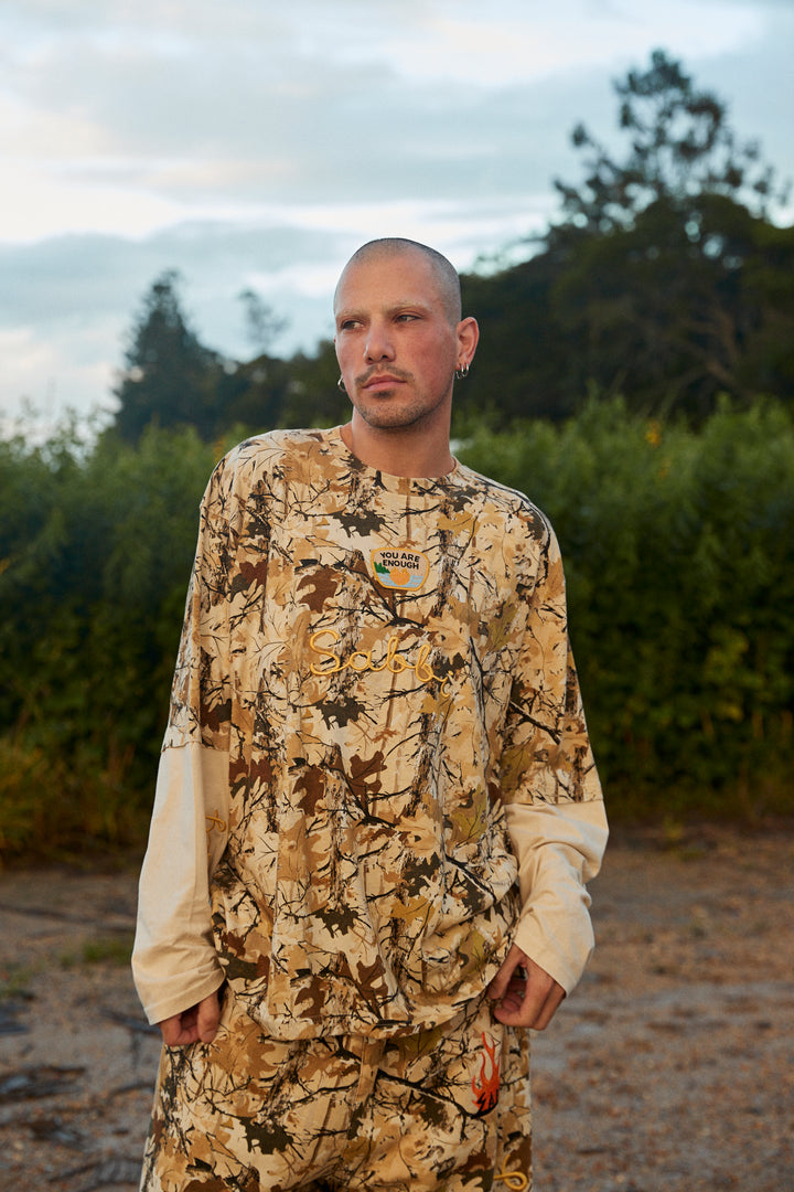 THE LUCKY DUCK WOODLAND LONG SLEEVE TEE