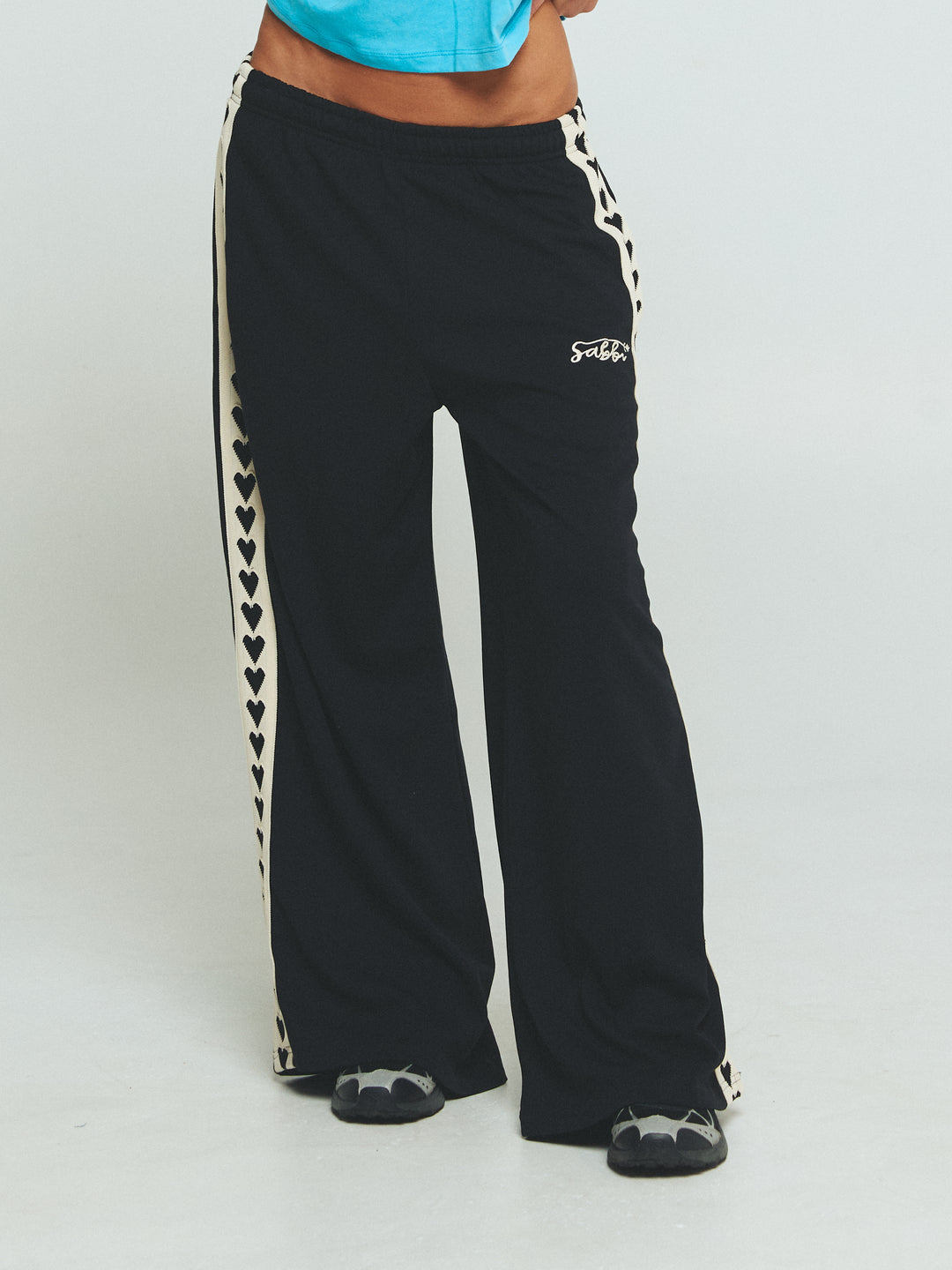 THE RAVING HEARTS PANTS - BLACK