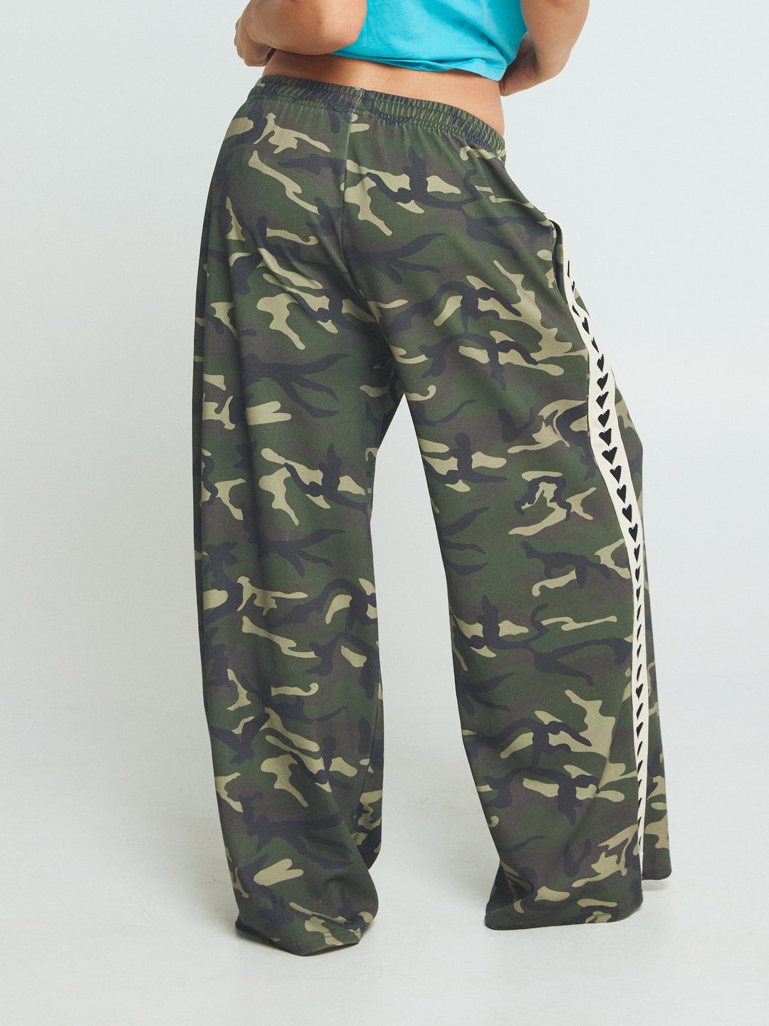 THE RAVING HEARTS PANTS - CAMO
