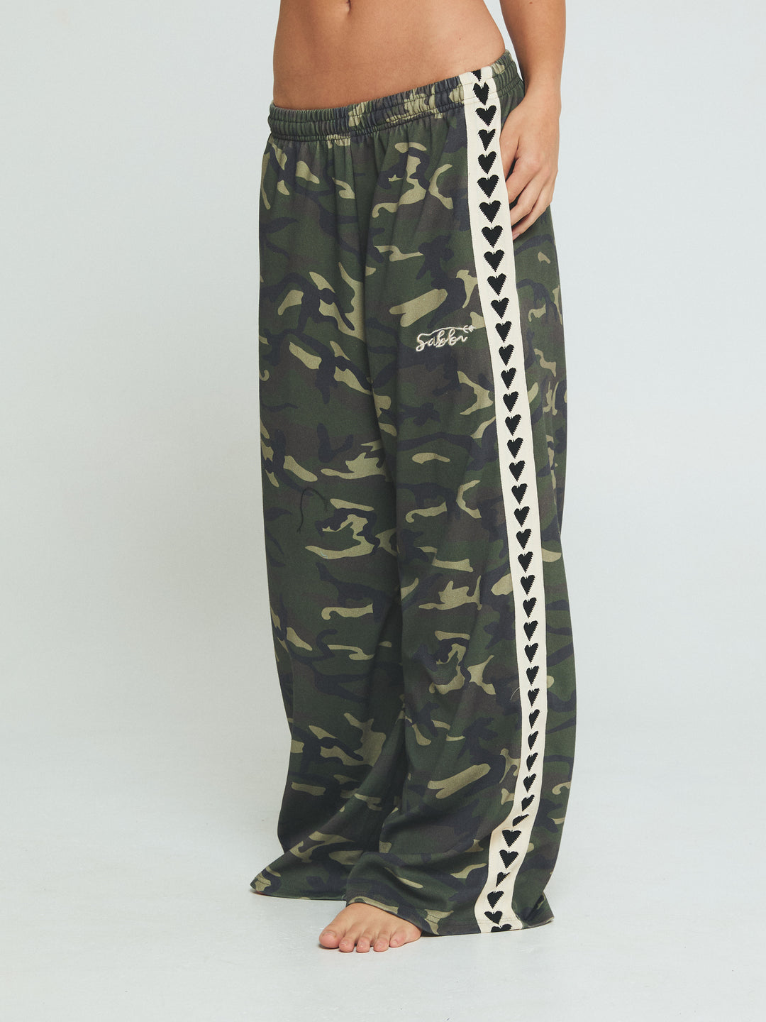THE RAVING HEARTS PANTS - CAMO