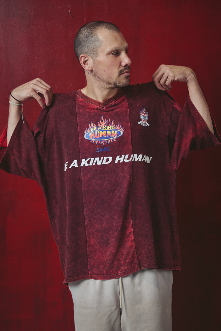 THE VERY OVERSIZED BE A KIND HUMAN TEE