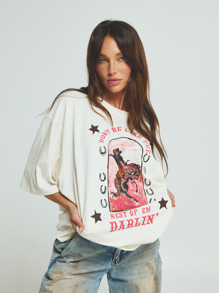 THE VERY OVERSIZED DARLIN TEE  - MARSHMALLOW