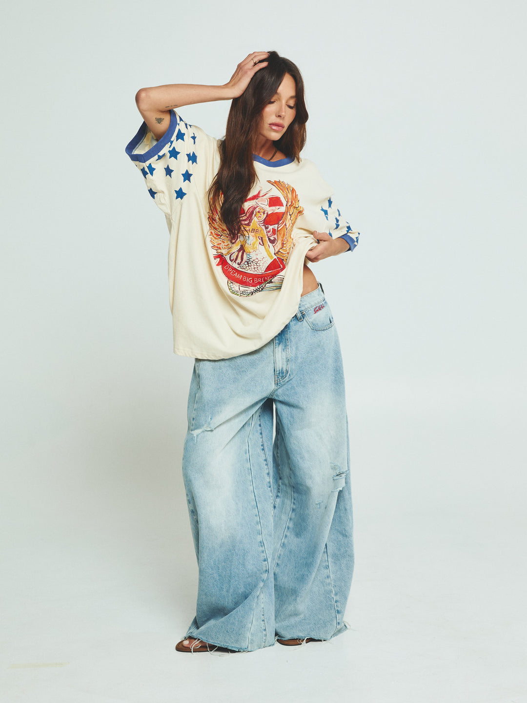 THE VERY OVERSIZED DREAM BIG BRENDA TEE - CREAM