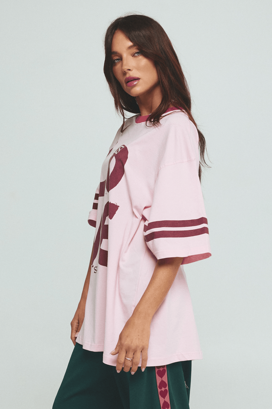 THE VERY OVERSIZED LOVE REVOLUTION TEE - PINK