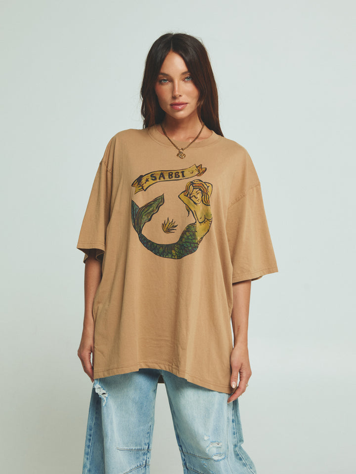 THE VERY OVERSIZED MERMAID TEE - LATTE