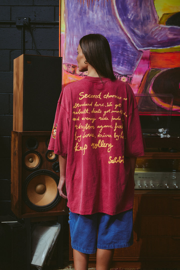 THE VERY OVERSIZED YOU ARE ELECTRIC TEE