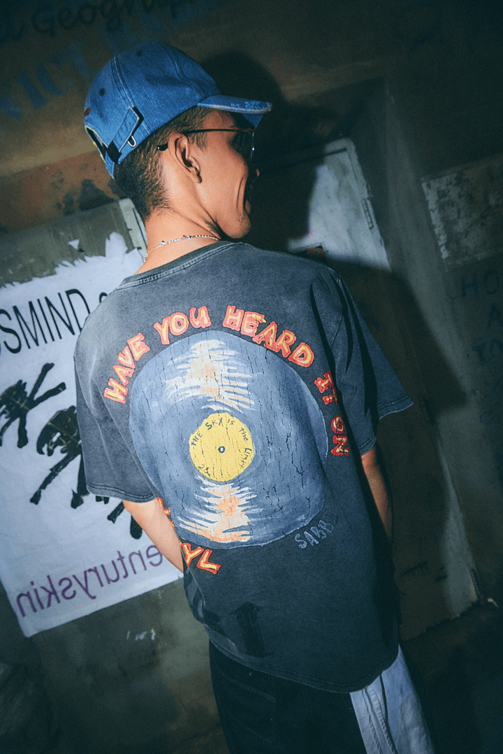 THE VINYL SHOP TEE - BLACK