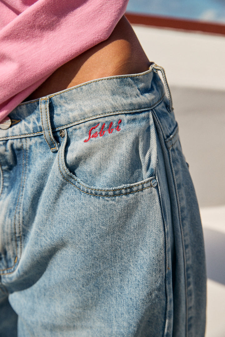 THE WIDE LEG DENIM JEAN - MID RISE