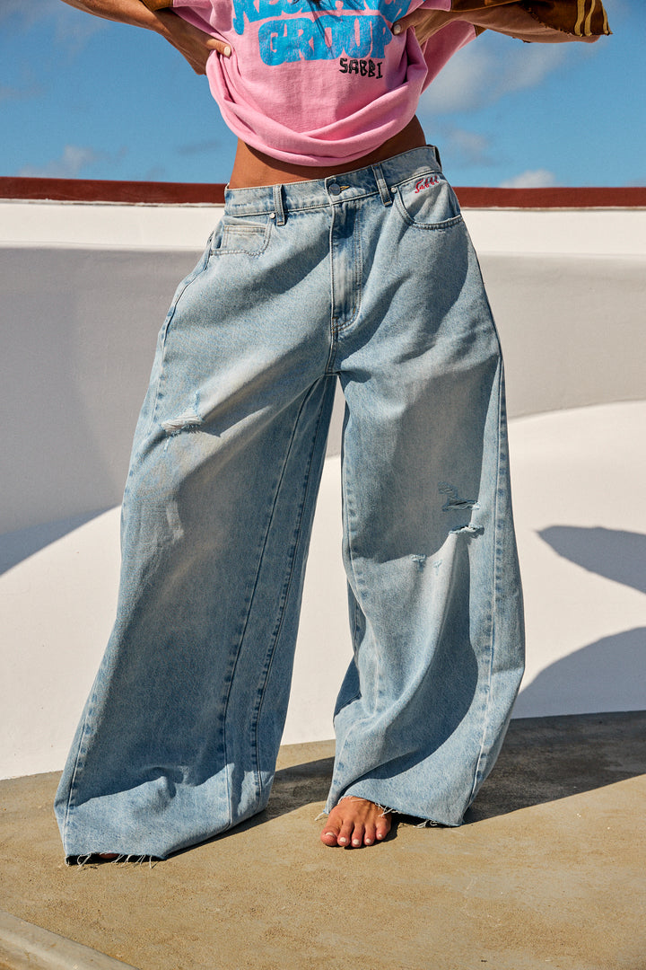 THE WIDE LEG DENIM JEAN - MID RISE