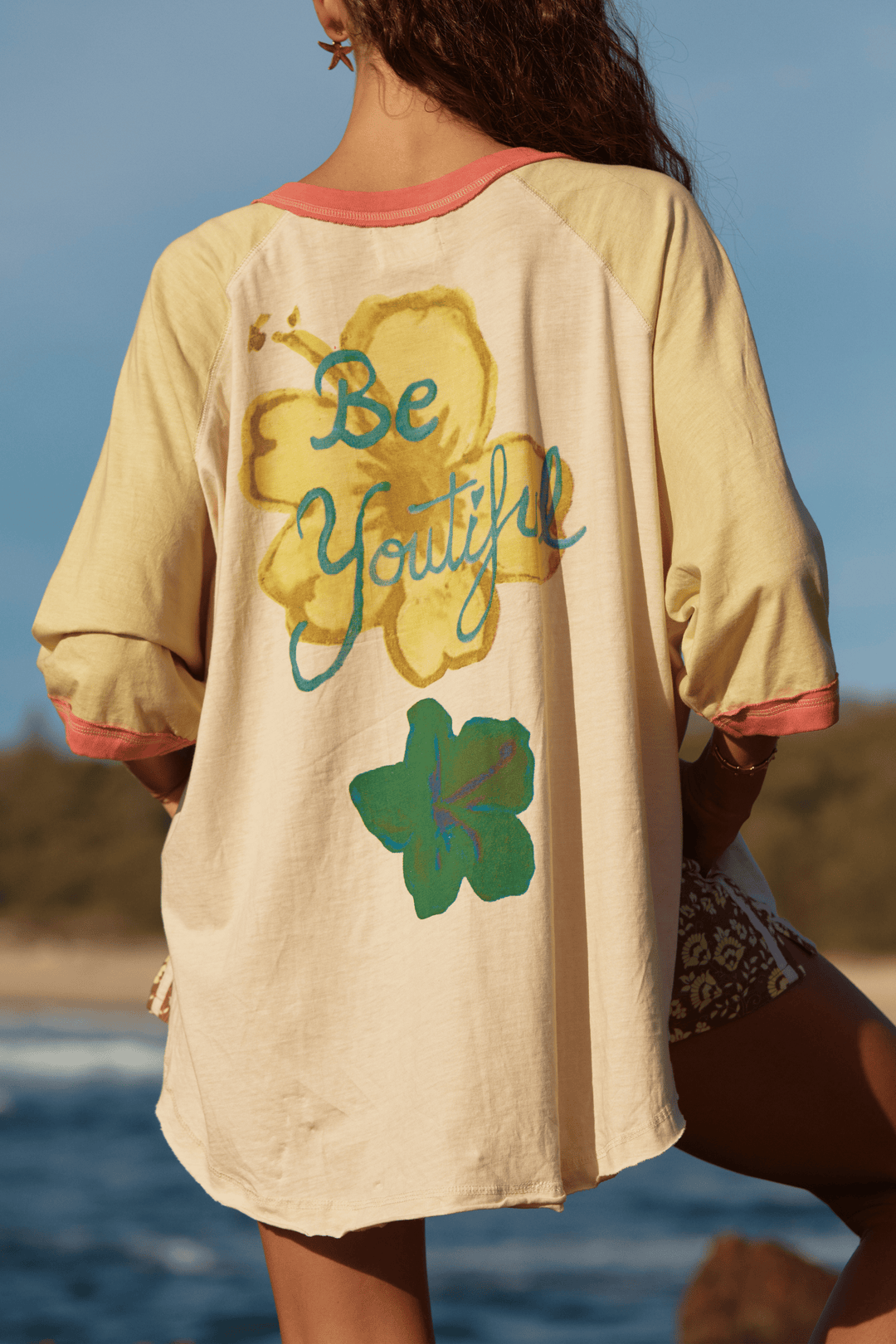 THE SEAS THE DAY RAGLAN TEE - MUSTARD