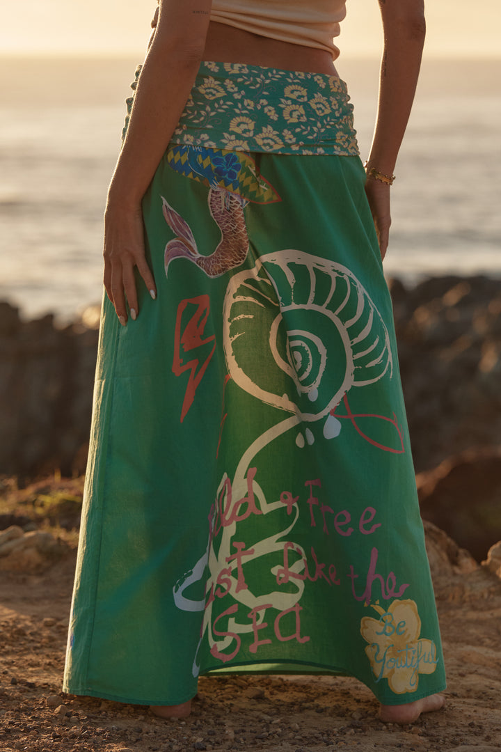 THE SEAS THE DAY MAXI SKIRT - GREEN