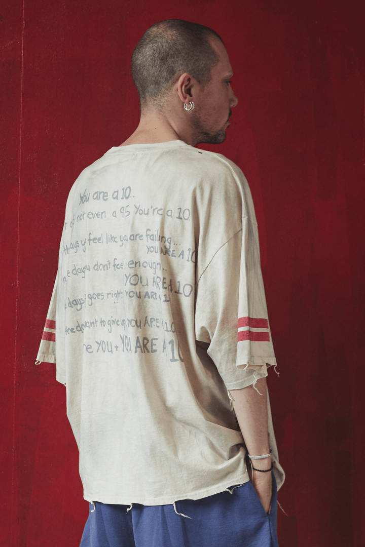 THE VERY OVERSIZED DISTRESSED TEN TEE - OFF WHITE