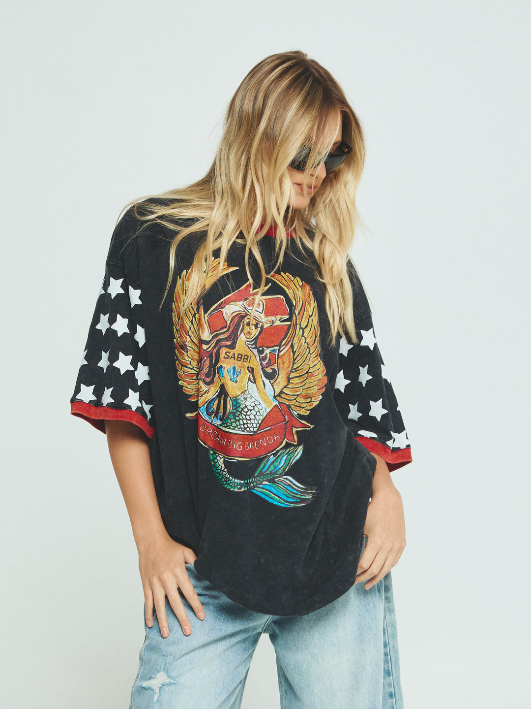 THE VERY OVERSIZED VINTAGE DREAM BIG BRENDA TEE- BLACK