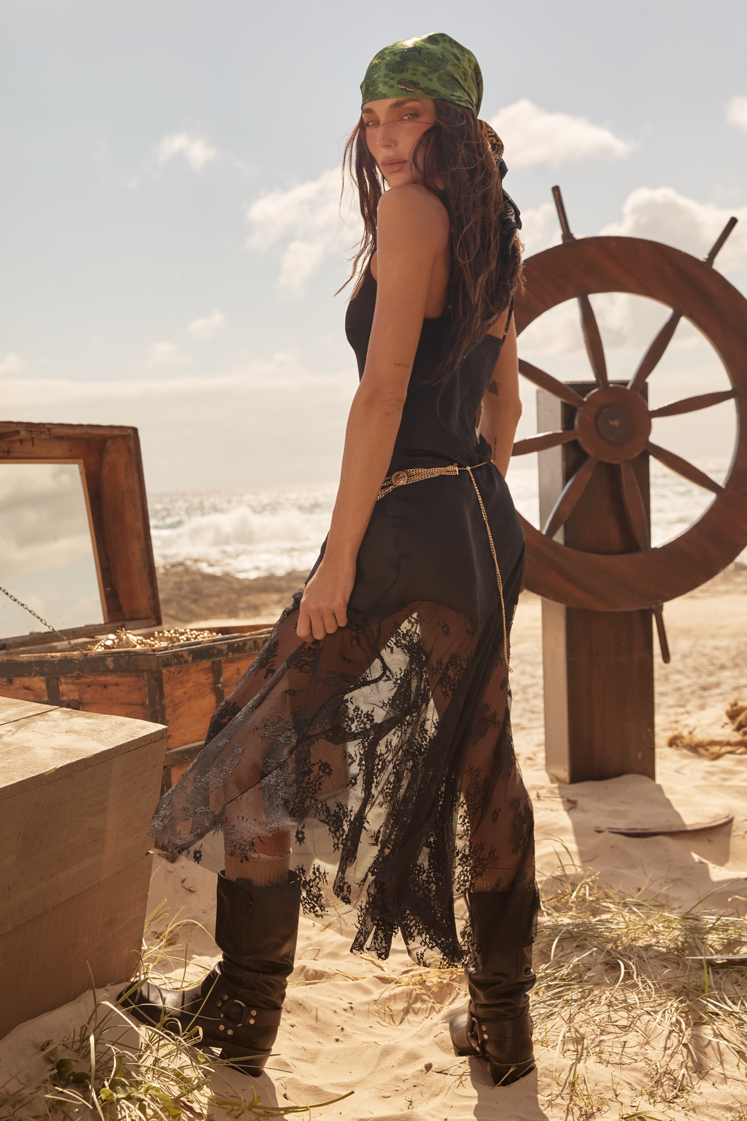 THE LACE MAXI DRESS - BLACK