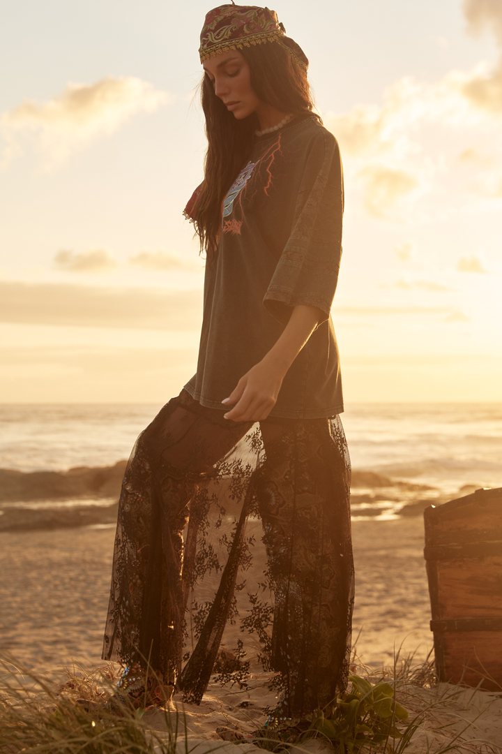 THE LACE MAXI SKIRT - BLACK