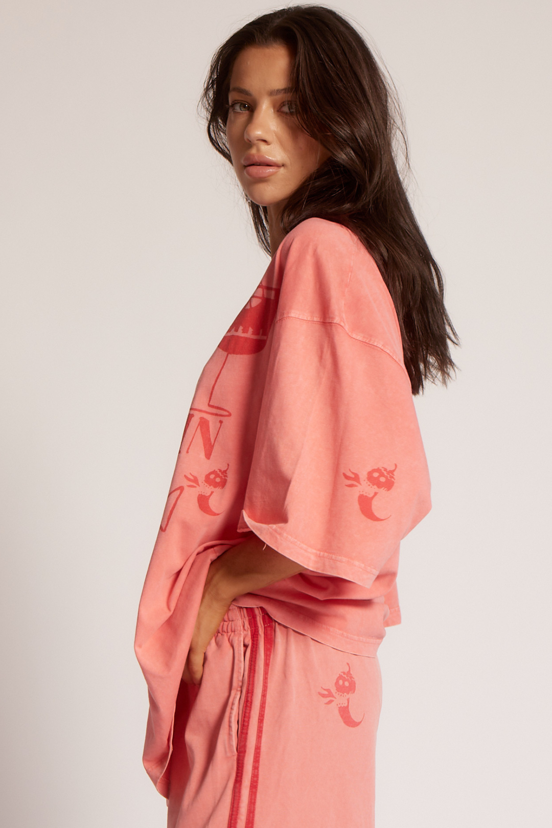 THE VERY OVERSIZED APEROLLIN TEE - PINK MELON