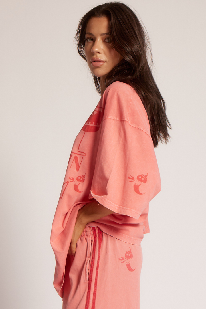 THE VERY OVERSIZED APEROLLIN TEE - PINK MELON