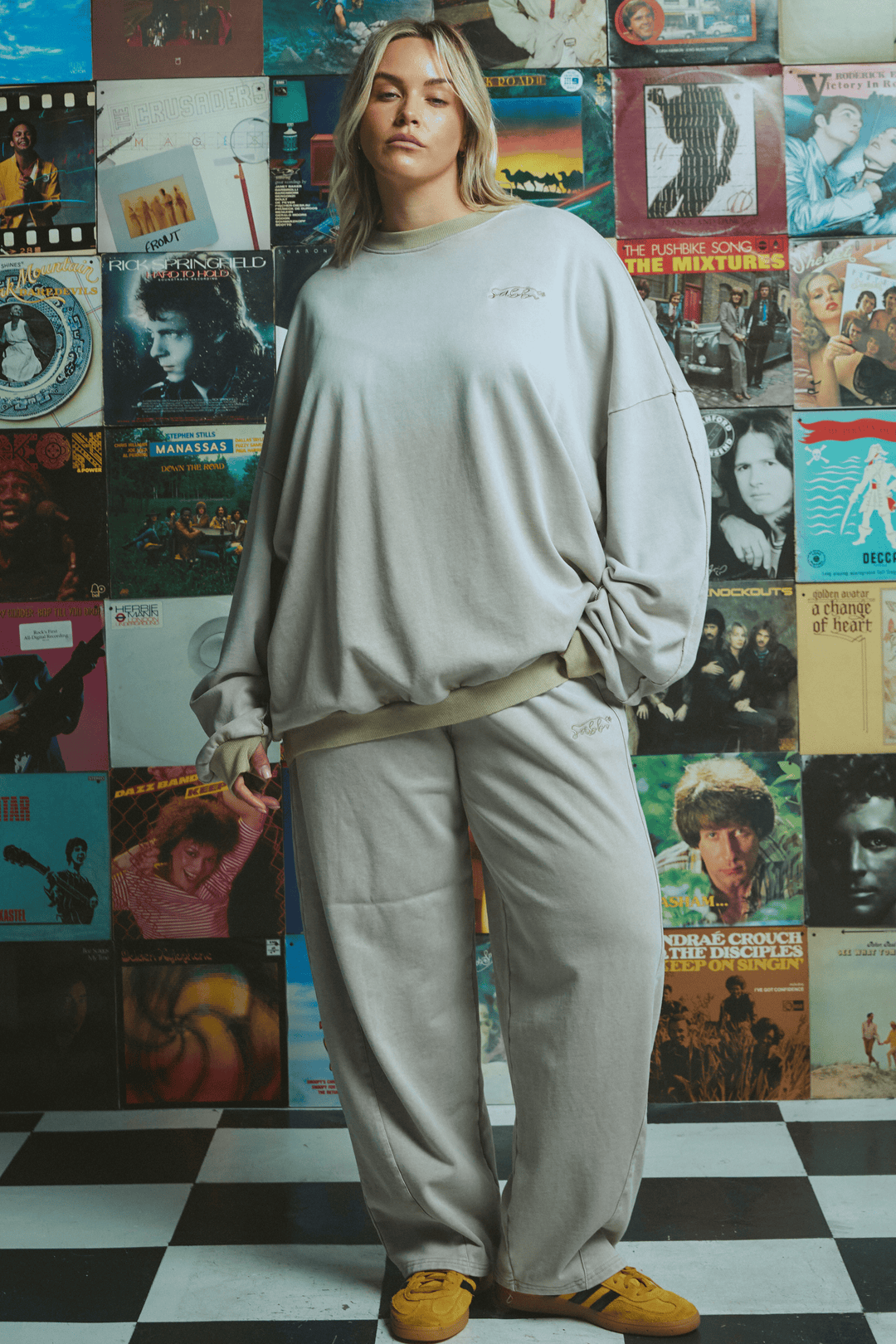 THE BARREL TRACKIE - STONE