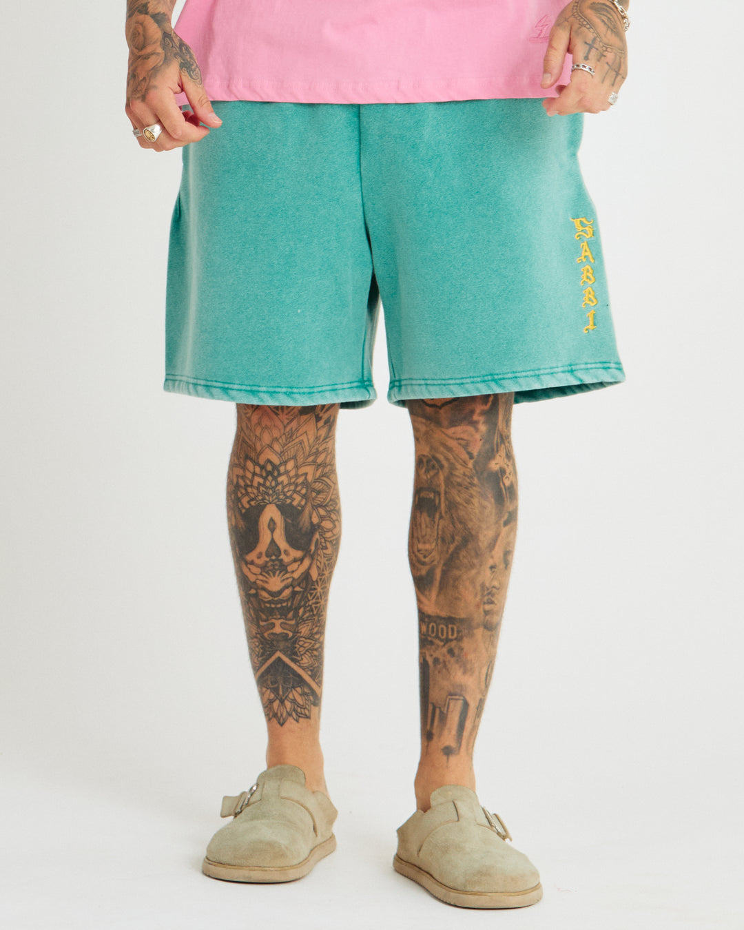 THE BE HAPPY SHORTS - GREEN