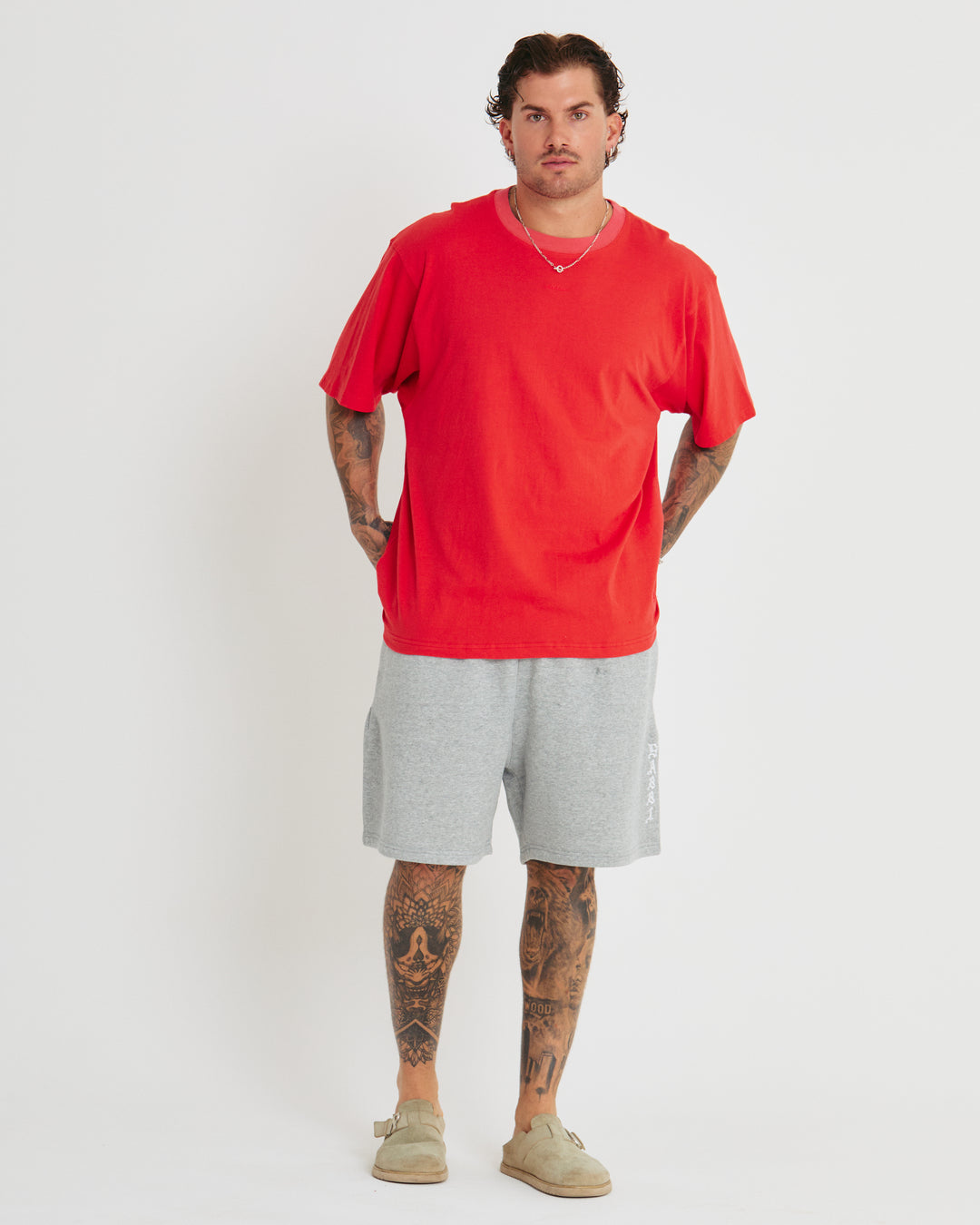 THE BE HAPPY SHORTS - GREY