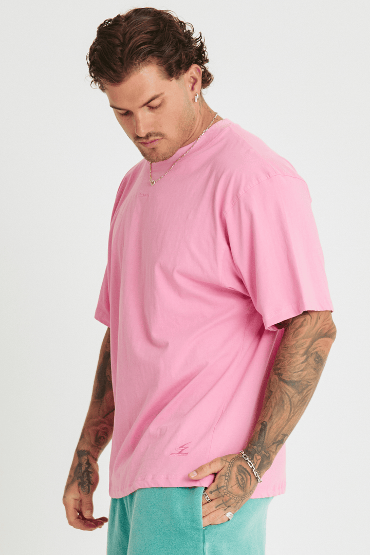 THE VERY OVERSIZED BASIC TEE - BRIGHT PINK