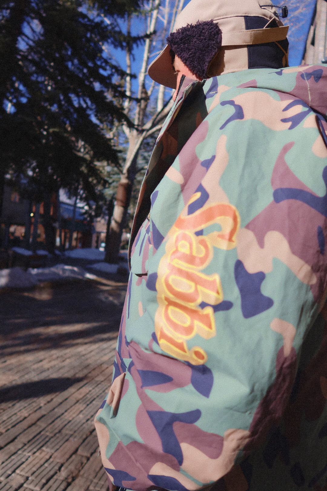 DREAM BIG SNOW JACKET - CAMO
