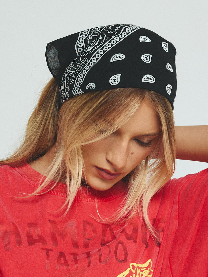 HEAD HUG BANDANA - BLACK
