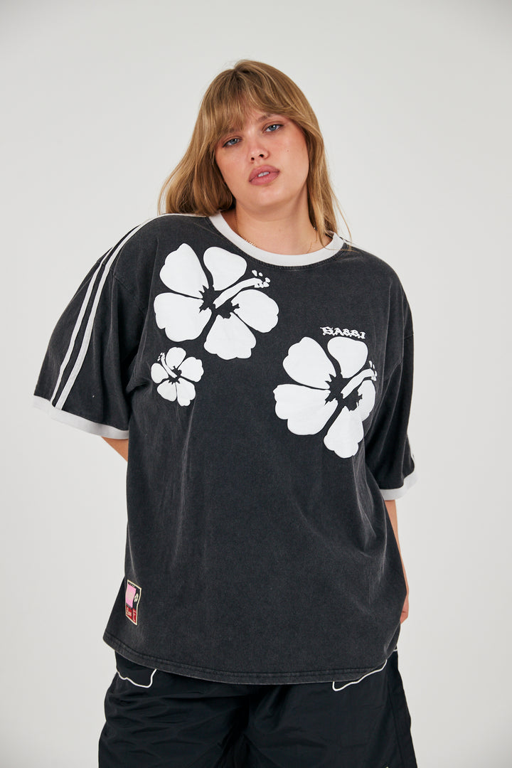 THE HIBISCUS TEE - WASHED BLACK