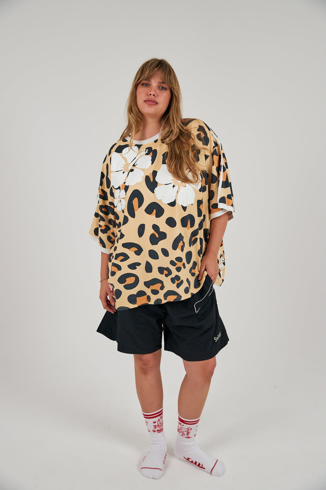 THE HIBISCUS TEE - LEOPARD