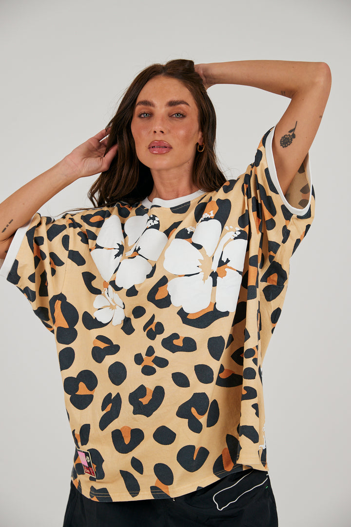 THE HIBISCUS TEE - LEOPARD