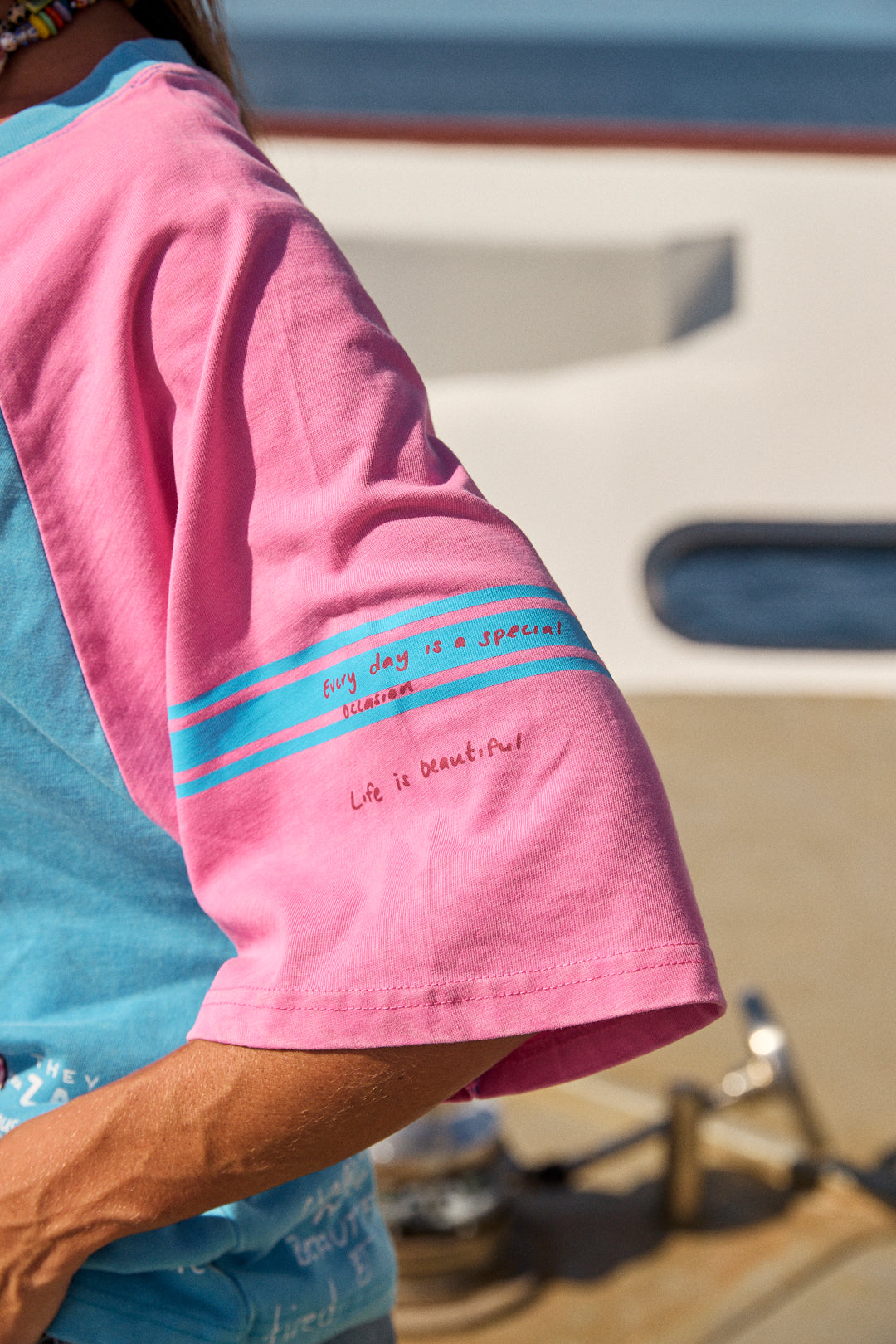 THE I LOVE ME TEE - BLUE/PINK