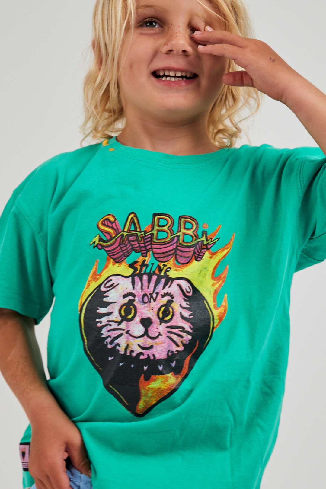 THE KIDS SHINING ANYWAY TEE - GREEN