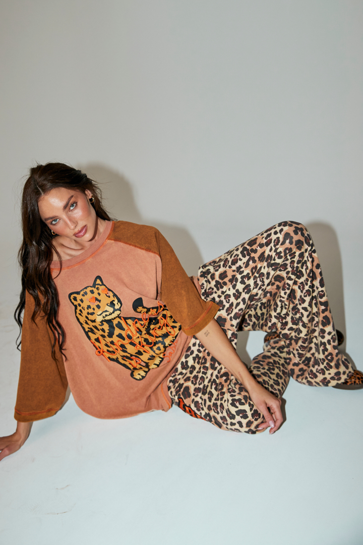 THE RAGLAN CHOOSE KINDNESS OVERSIZED TEE - MOCHA