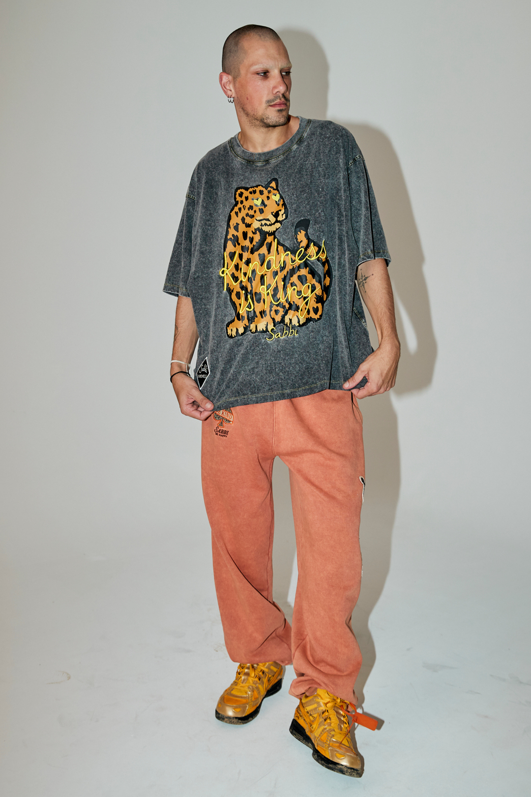 THE CHOOSE KINDNESS OVERSIZED TEE - CHARCOAL