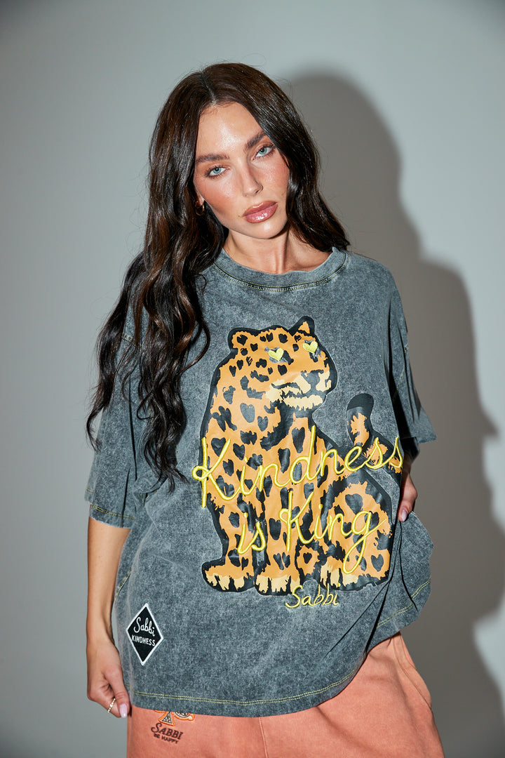 THE CHOOSE KINDNESS OVERSIZED TEE - CHARCOAL