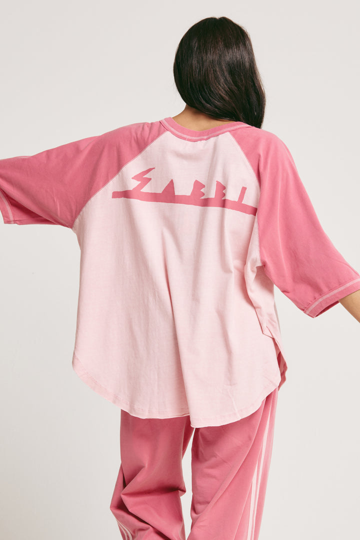 THE RAGLAN MARGIE TEE - PINK