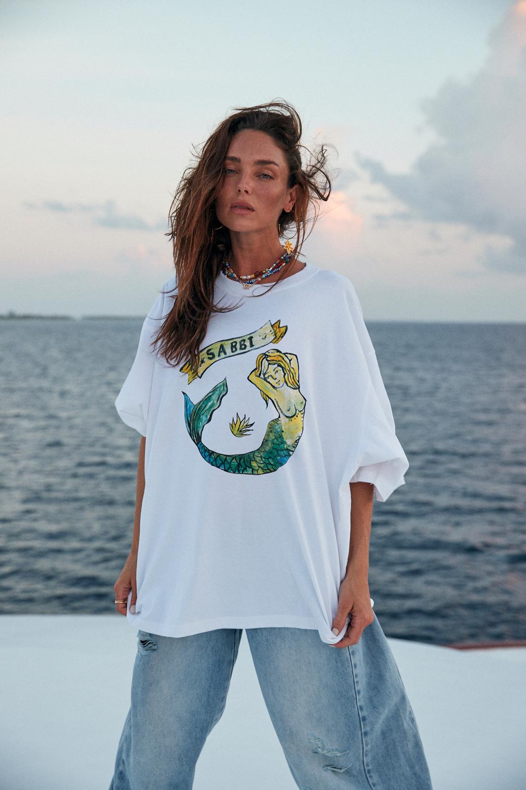 THE VERY OVERSIZED MERMAID TEE - WHITE