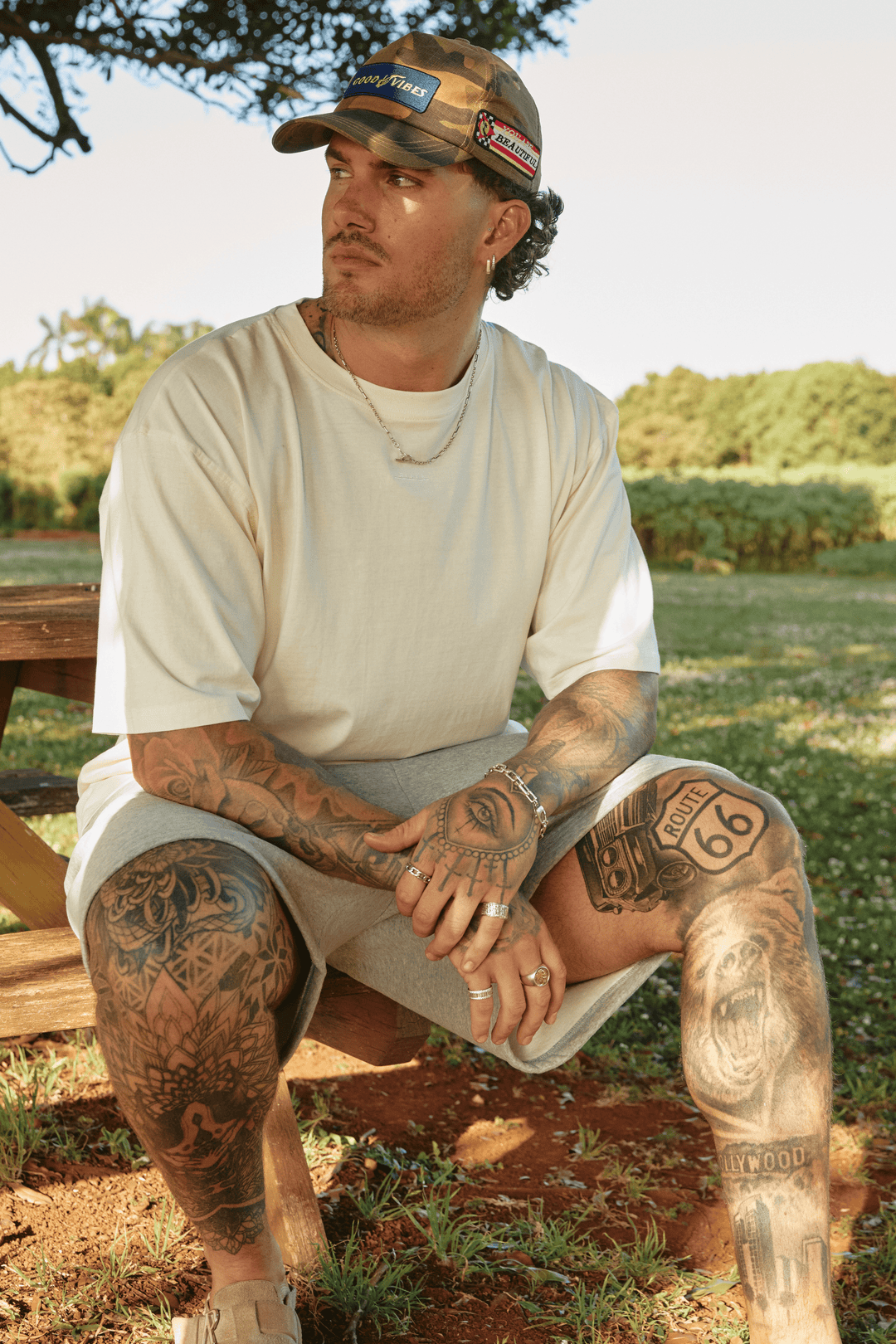 THE VERY OVERSIZED BASIC TEE - OFF WHITE