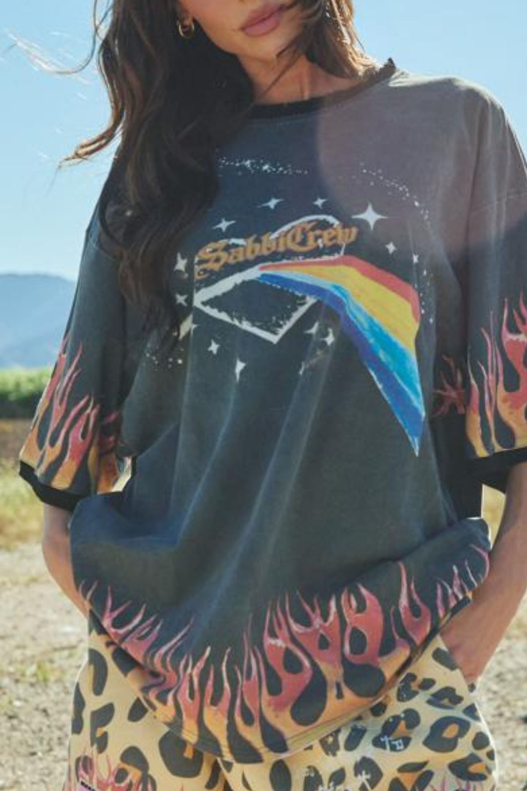 THE VERY OVERSIZED FLAMING PRISM TEE - BLACK